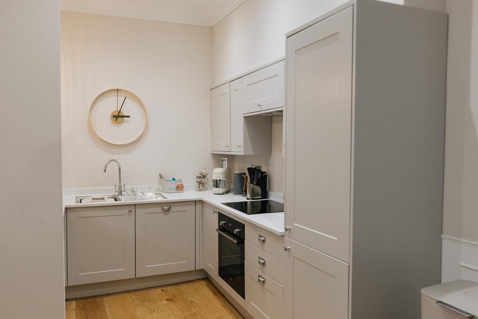 Swaledale, Old School Rooms - Luxury Apartment In Richmond, North Yorkshire Richmond  Exterior photo